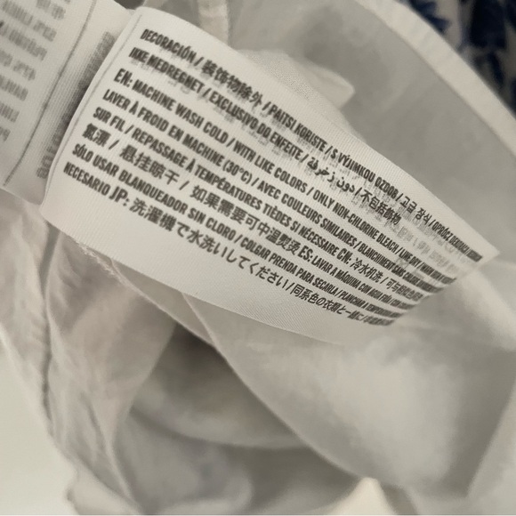 Abercrombie & Fitch Emerson Fit & Flare Midi Dress.   11 - Picture 11 of 11